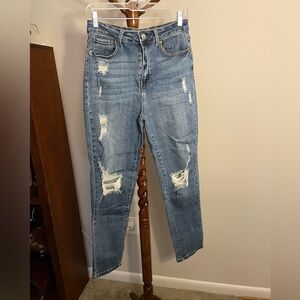 Women’s Ripped Jeans